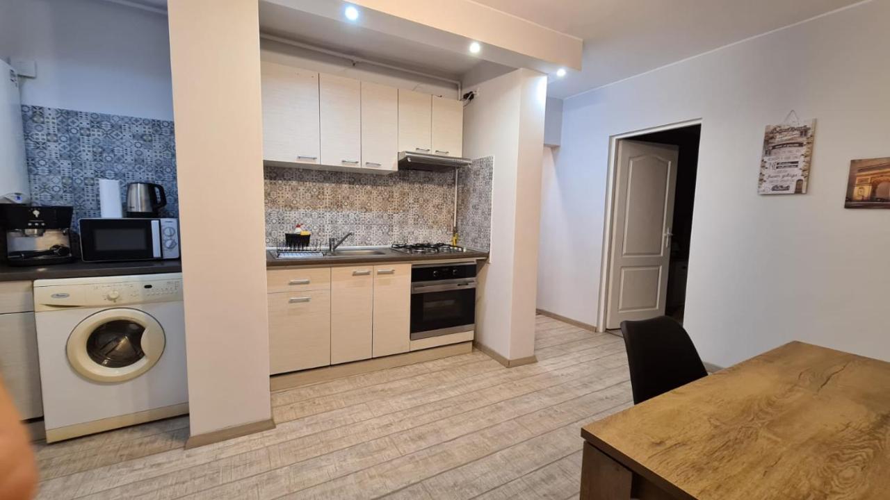 Maris Apartment Targu Mures Exterior photo